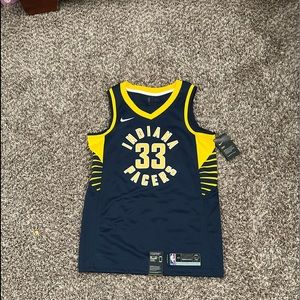 MENS INDIANA PACER JERSEY SIZE SMALL
